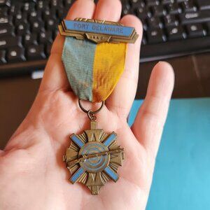 VINTAGE 1962 Fort Delaware medal  ESTATE PIECE